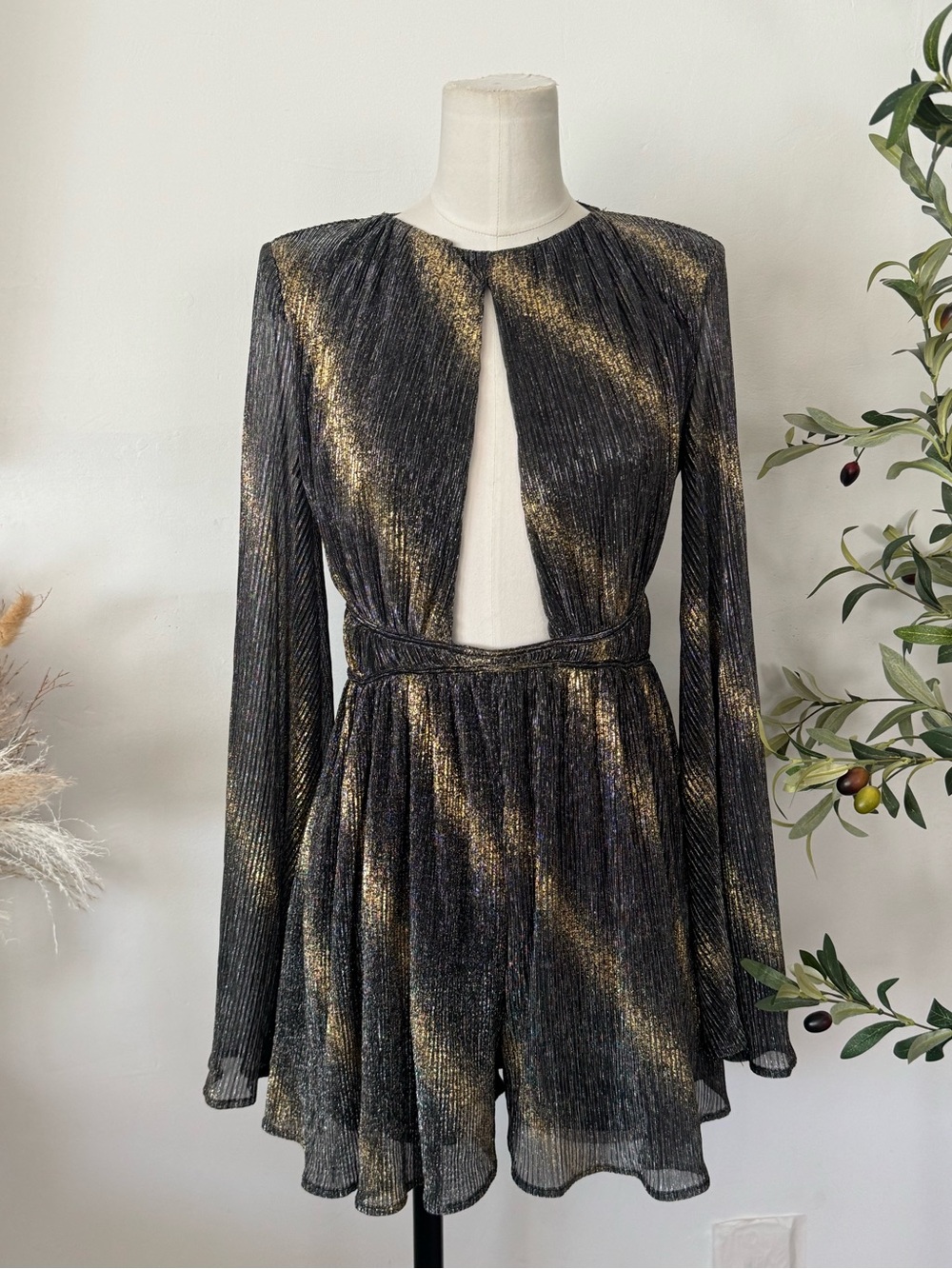 The Sang Metallic Pleated Romper M Black Gold Open Front Bell Sleeve Party